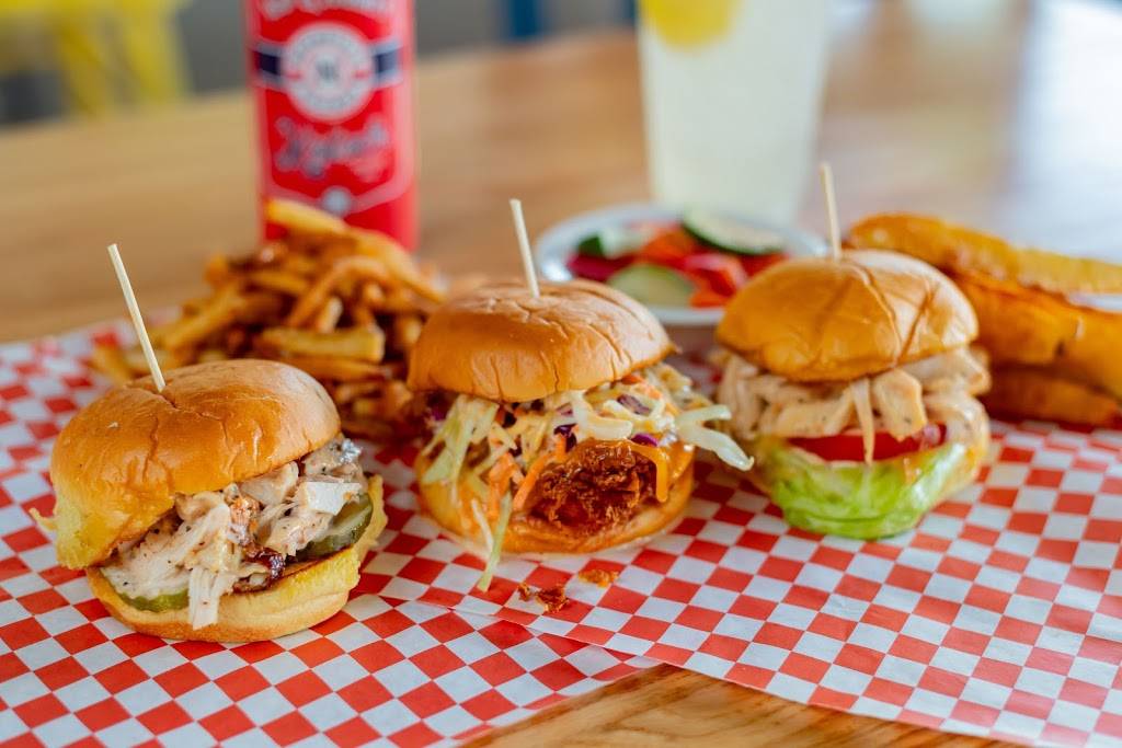 Waldos Chicken and Beer | restaurant | 1120 4th Ave N Suite 103, Nashville, TN 37208, USA | 6156103394 OR +1 615-610-3394