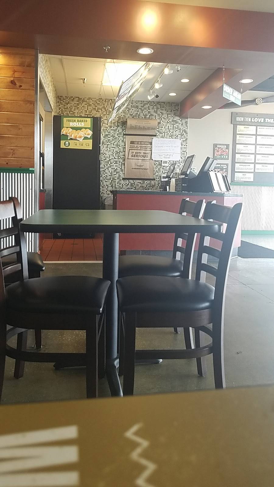 Wingstop | restaurant | 5131 S John Young Pkwy, Orlando, FL 32839, USA | 4072030444 OR +1 407-203-0444