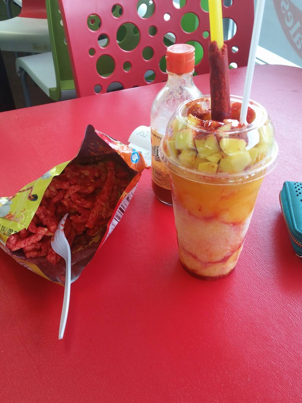 Alpha Neveria & Tamales | restaurant | 2802 Lafayette Rd, Indianapolis, IN 46222, USA | 3174931266 OR +1 317-493-1266