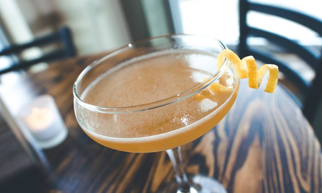 Iron Horse Tavern - University Town Centre | restaurant | 525 Granville Square, Morgantown, WV 26501, USA | 3044511330 OR +1 304-451-1330