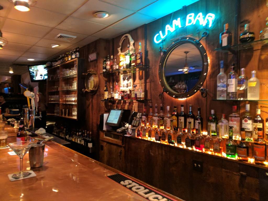 Clam Tavern | restaurant | 339 E Broadway Ave, Clifton Heights, PA 19018, USA | 6106239537 OR +1 610-623-9537
