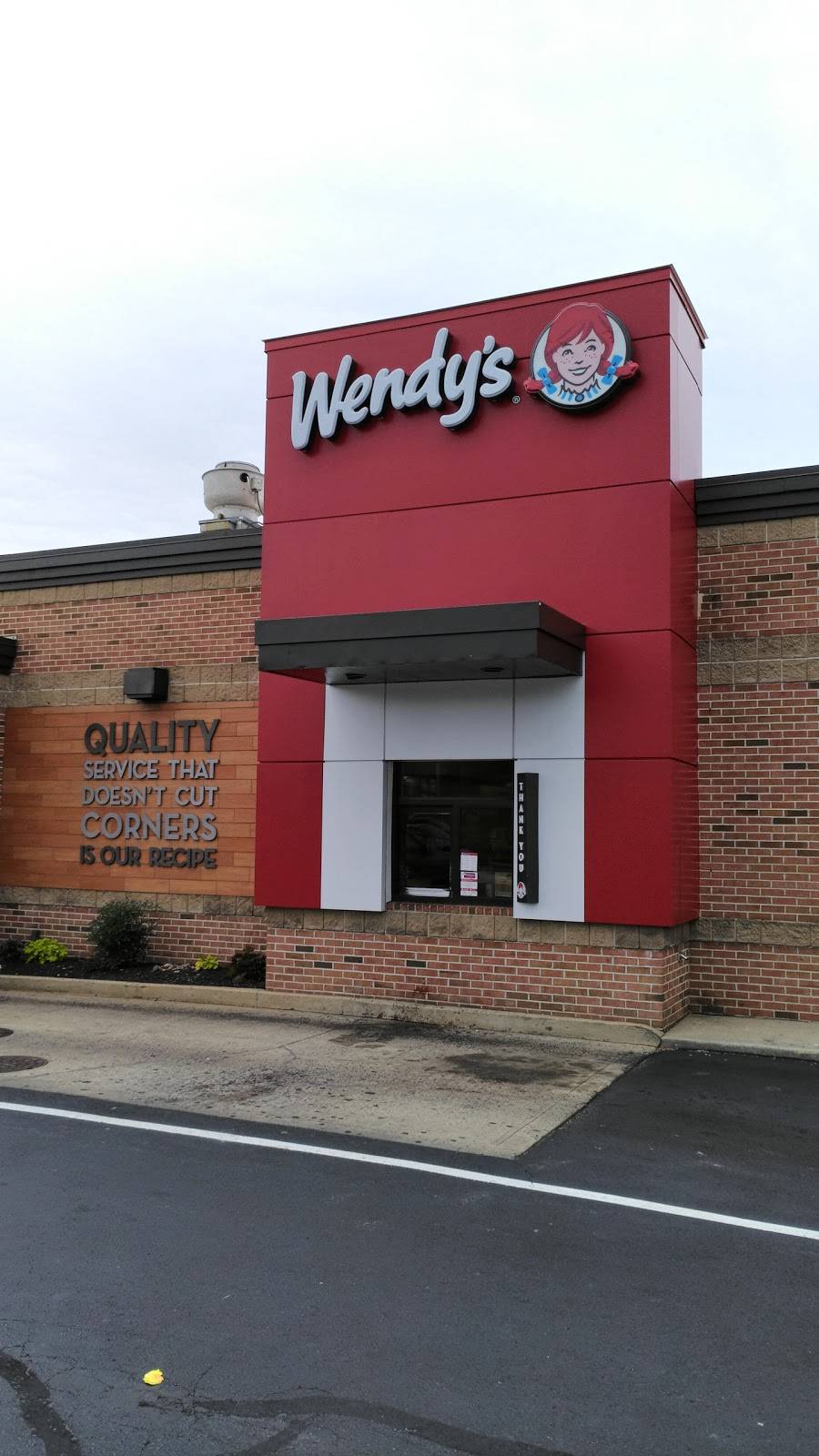 Wendys | restaurant | 1160 Hellertown Rd, Bethlehem, PA 18015, USA | 6103178155 OR +1 610-317-8155