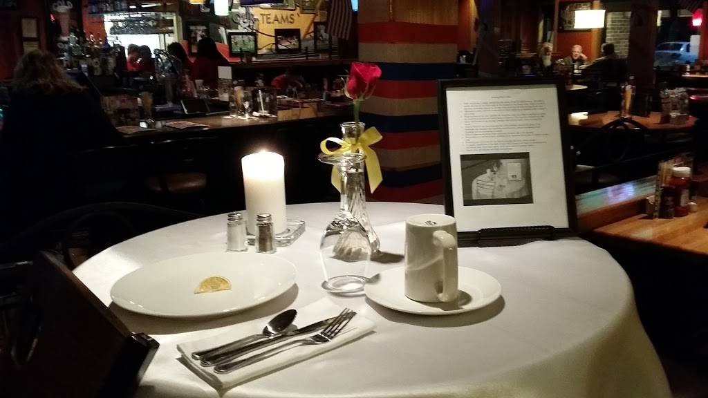 Applebees Grill + Bar | restaurant | 996 E Connolly Ct, Park City, KS 67219, USA | 3167448484 OR +1 316-744-8484