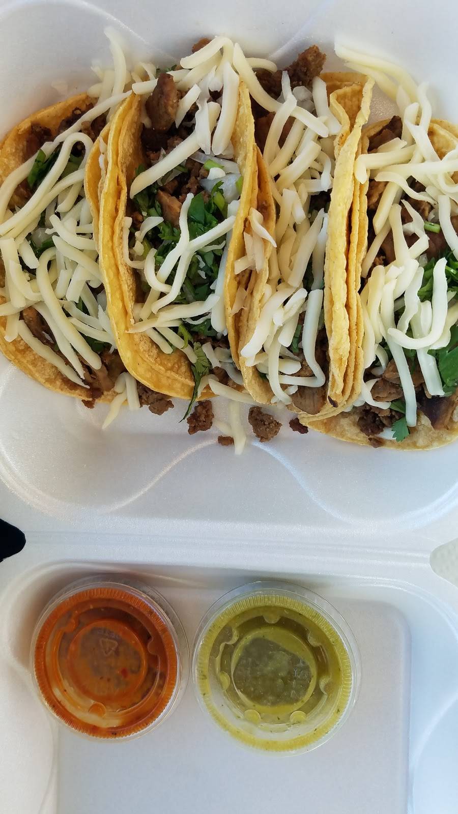 La Fogata Mexican Grill | restaurant | 5015 Livernois, Detroit, MI 48210, USA | 3138988850 OR +1 313-898-8850