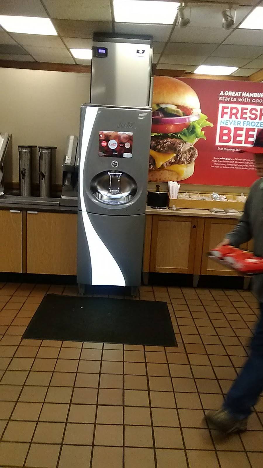 Wendys | restaurant | 1400 S US 27, St Johns, MI 48879, USA | 9892244969 OR +1 989-224-4969