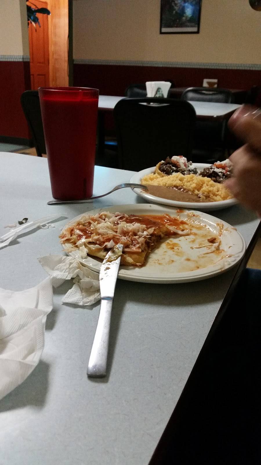 El Tazumal | restaurant | 424 W 4th St, Grand Island, NE 68801, USA | 3083851694 OR +1 308-385-1694