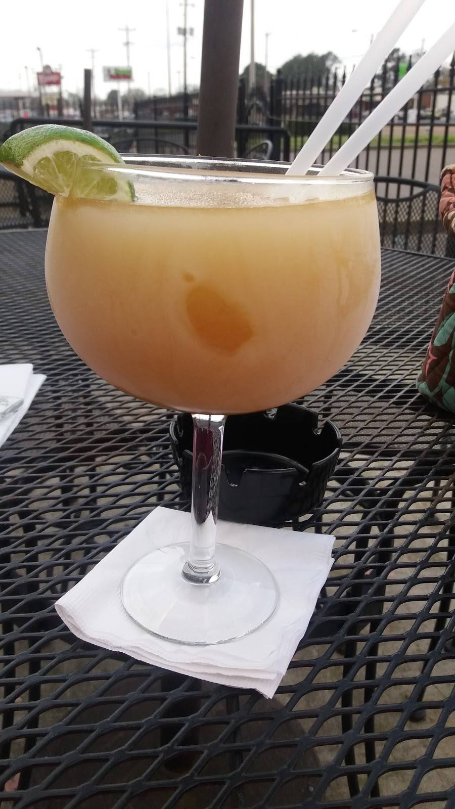 Los Pilares Mexican Restaurant | restaurant | 4791 Navy Rd, Millington, TN 38053, USA | 9018720878 OR +1 901-872-0878