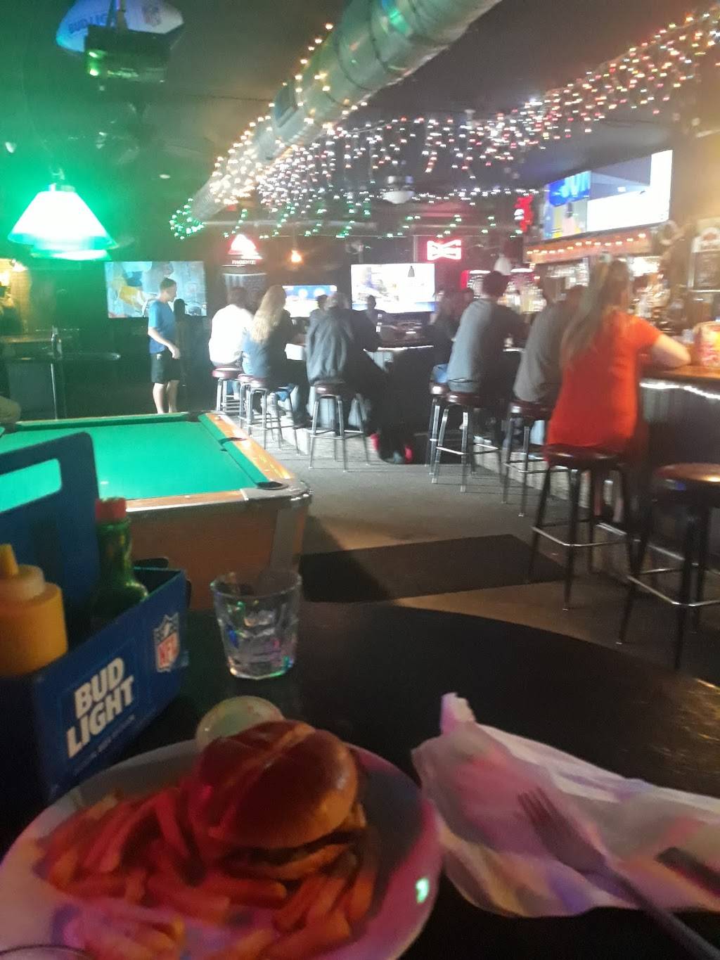 Hideaway Lounge | night club | 3215 E Thomas Rd, Phoenix, AZ 85018, USA | 6026331414 OR +1 602-633-1414