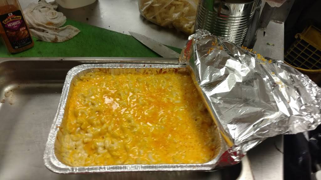 McMillons Bar-B-Que | restaurant | 1508 Dr Martin Luther King Blvd, Pompano Beach, FL 33060, USA | 9549777753 OR +1 954-977-7753