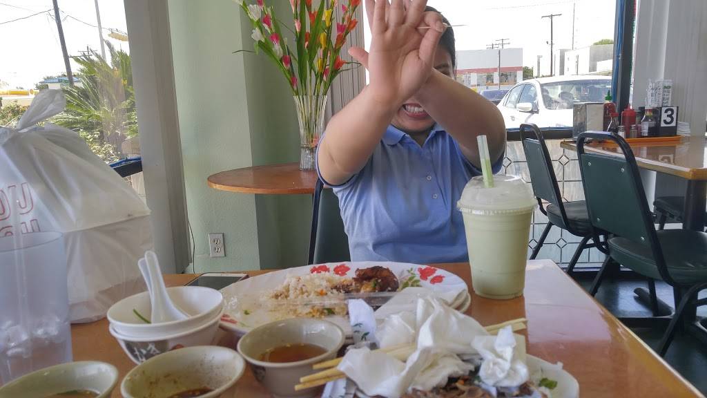 Uyens Restaurant | restaurant | 3708 Gulfway Dr, Port Arthur, TX 77642, USA | 4099825191 OR +1 409-982-5191