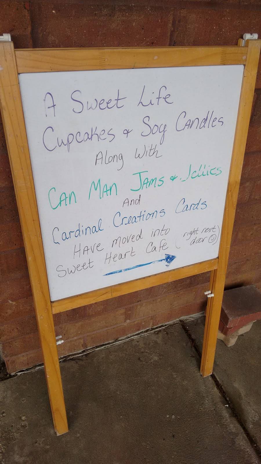 A Sweet Life | restaurant | 9890 Colerain Ave, Cincinnati, OH 45251, USA | 5137417800 OR +1 513-741-7800