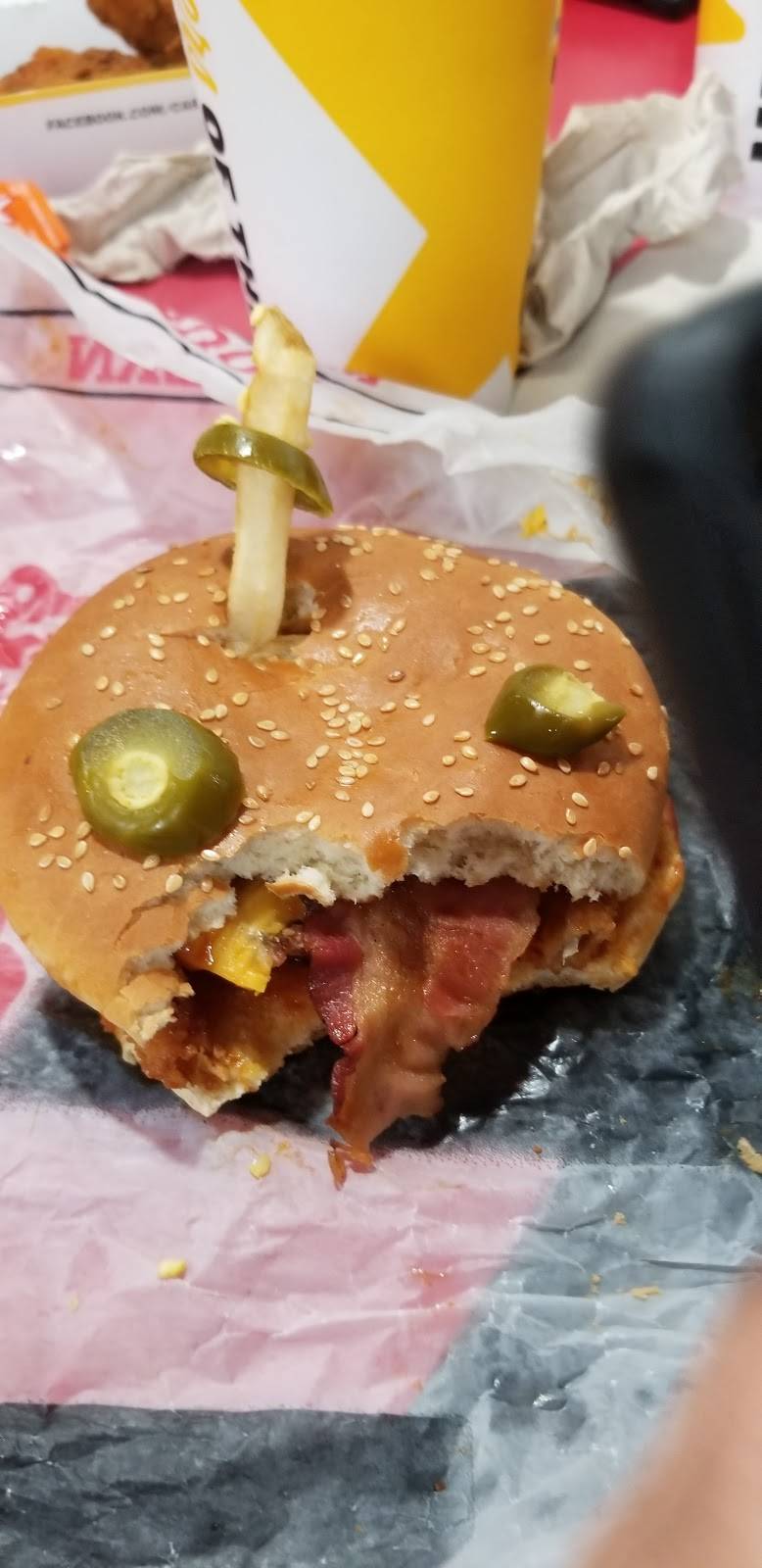 Carls Jr. | restaurant | 3897 Sonoma Blvd, Vallejo, CA 94589, USA | 7076429066 OR +1 707-642-9066