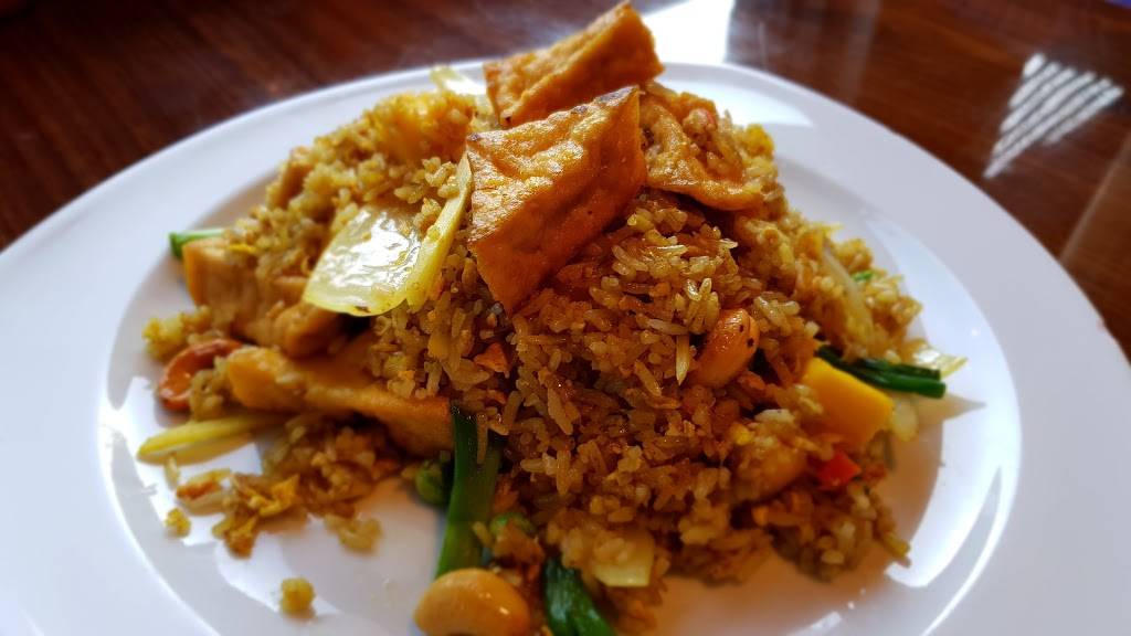 Pho O-sha Thai-Vietnamese Restaurant | restaurant | 356 Arsenal St, Watertown, MA 02472, USA | 6179262222 OR +1 617-926-2222