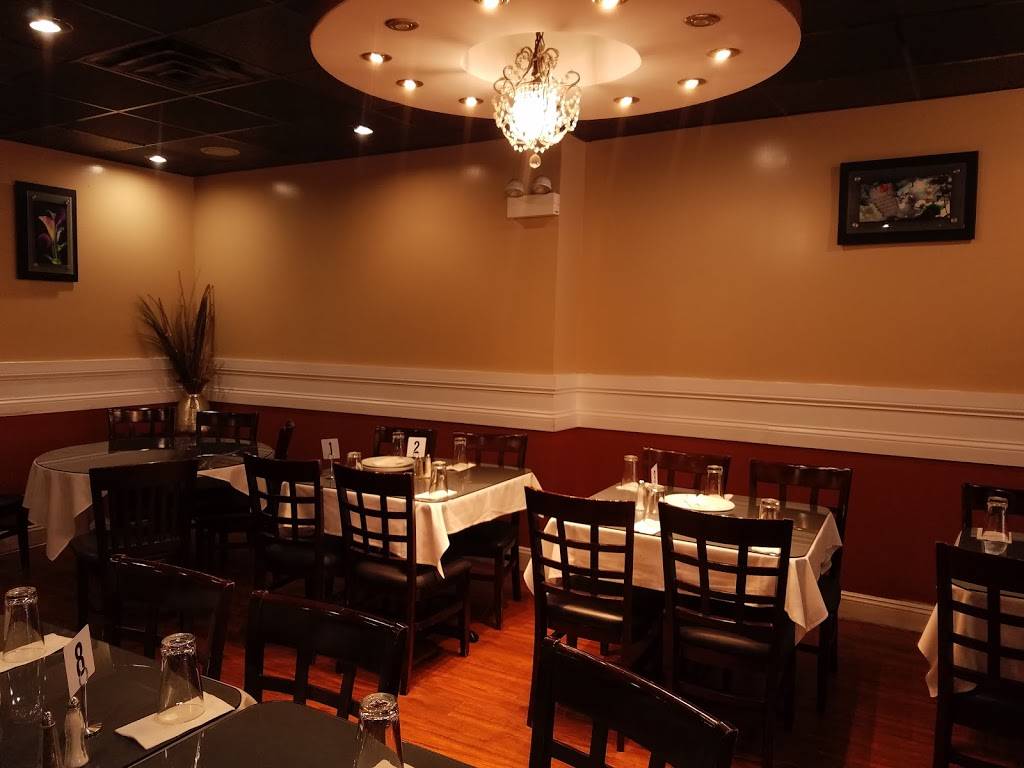 Serena Restaurant | restaurant | 2309 W Devon Ave, Chicago, IL 60659, USA | 7733385800 OR +1 773-338-5800