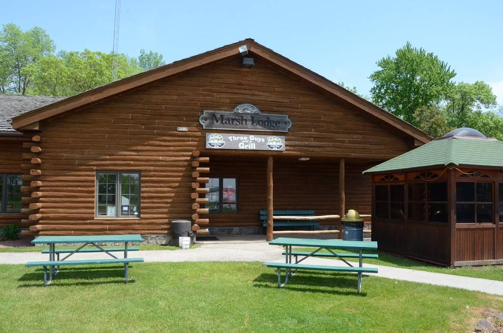 Three Guys & A Grill | restaurant | W7039 County Rd S R, Elkhart Lake, WI 53020, USA | 9208762535 OR +1 920-876-2535