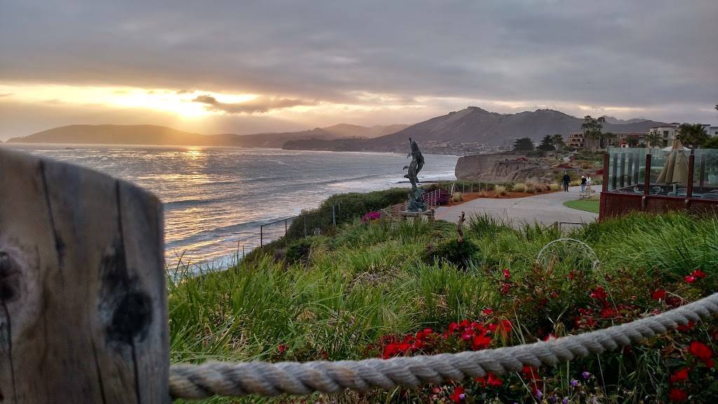 Spyglass Inn Restaurant | restaurant | 2703 Spyglass Dr, Shell Beach, CA 93449, USA | 8057731222 OR +1 805-773-1222