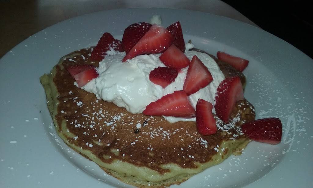 Star Diner | restaurant | 457 W Dussel Dr, Maumee, OH 43537, USA | 4198979353 OR +1 419-897-9353