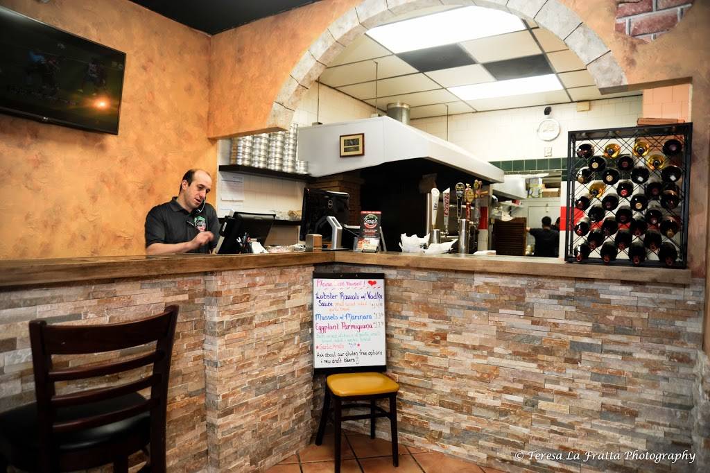 Tonys Italian Restaurant | restaurant | 3409 Cox Rd, Richmond, VA 23233, USA | 8042700999 OR +1 804-270-0999