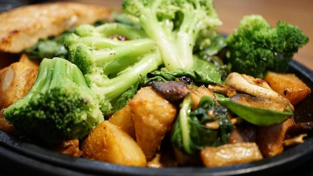 Dennys | restaurant | 1055 C St, Galt, CA 95632, USA | 2097441905 OR +1 209-744-1905