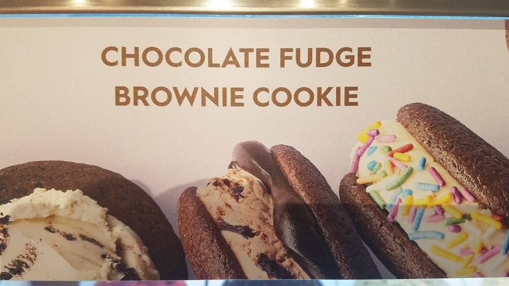 Häagen-Dazs® Ice Cream Shop | restaurant | 17 S Atlantic Blvd R120, Fort Lauderdale, FL 33316, USA | 9545225336 OR +1 954-522-5336