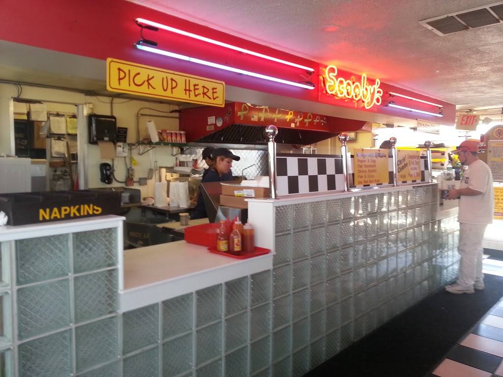 Scoobys Red Hots | restaurant | 4319 Prince St, Downers Grove, IL 60515, USA | 6307691678 OR +1 630-769-1678