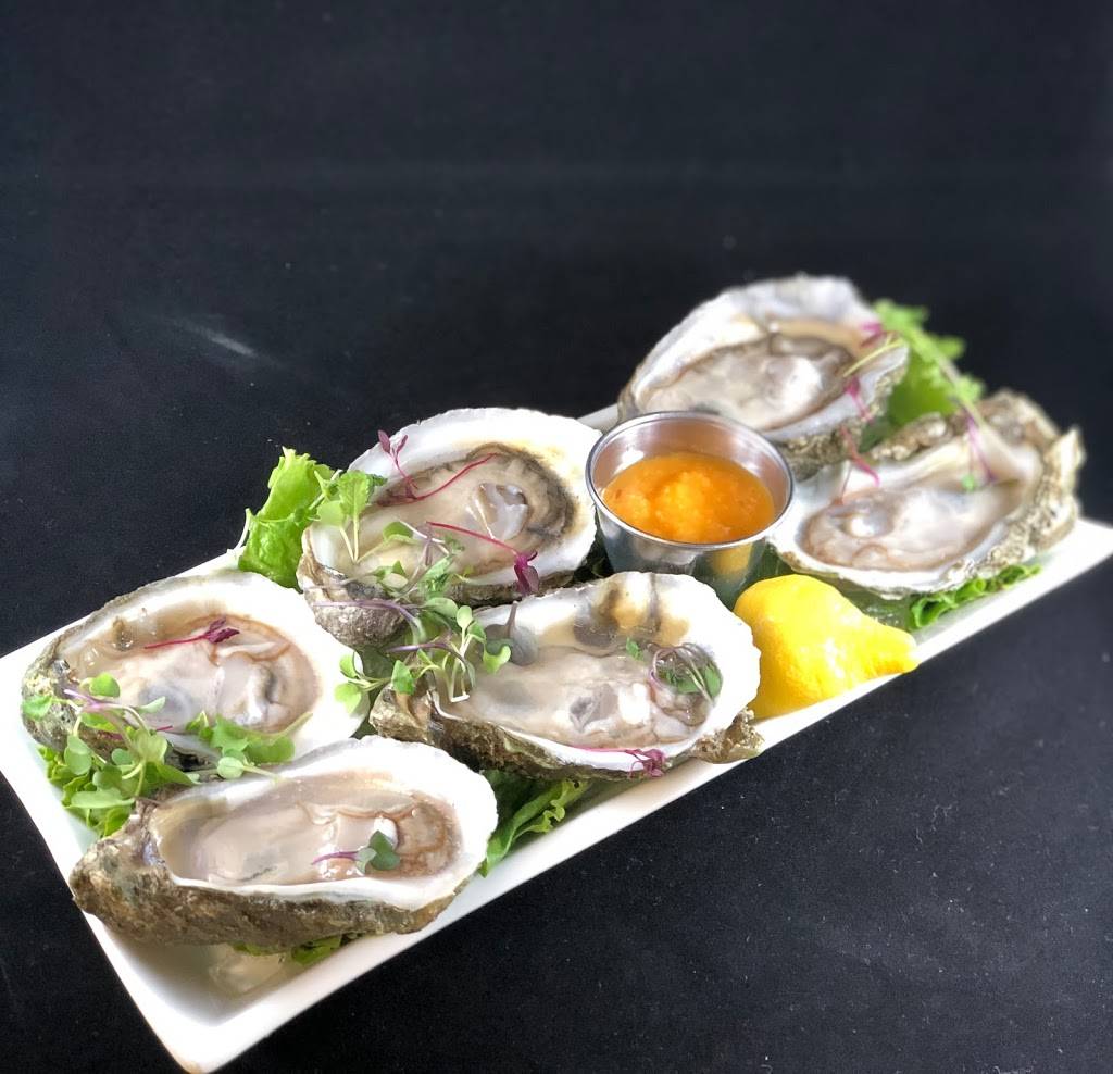 Maxwells Beach Cafe | restaurant | Cafe, 37 Lake Street, Arnolds Park, IA 51331, USA | 7123327578 OR +1 712-332-7578