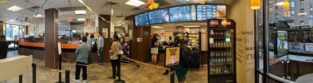 Dunkin Donuts | cafe | 39 W Jackson Blvd, Chicago, IL 60604, USA | 3129393133 OR +1 312-939-3133