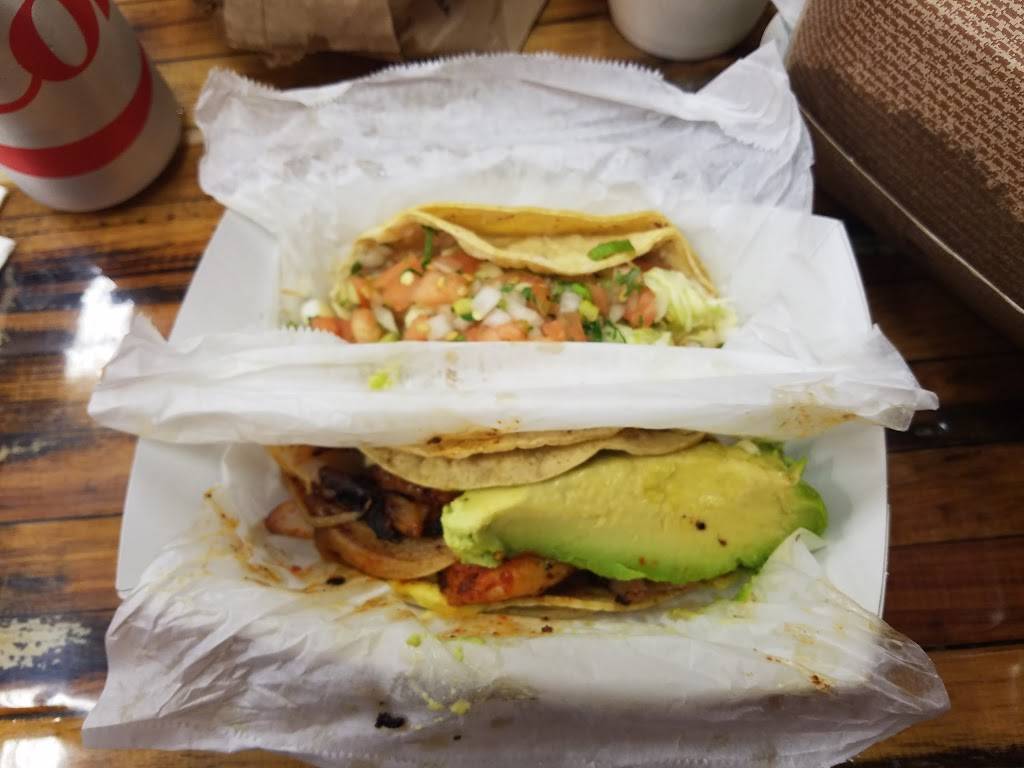 L Patron | restaurant | 3749 W Fullerton Ave, Chicago, IL 60647, USA | 7737998066 OR +1 773-799-8066