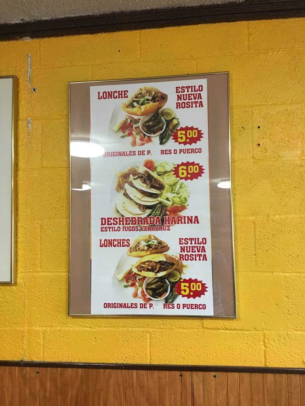 Lonches Estilo Nueva Rosita | restaurant | 2506 West Ave, San Antonio, TX 78201, USA | 2104003141 OR +1 210-400-3141