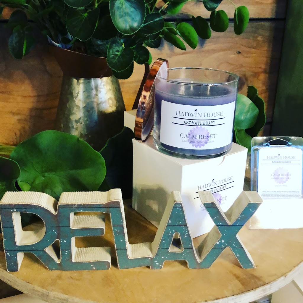 Hadwin House | restaurant | 1644 Gunter Ave, Guntersville, AL 35976, USA | 2564862011 OR +1 256-486-2011