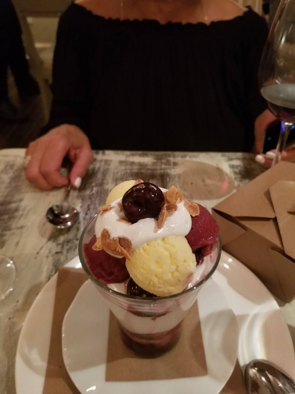 North Fork Table & Inn | restaurant | 57225 Main Rd, Southold, NY 11971, USA | 6317650177 OR +1 631-765-0177