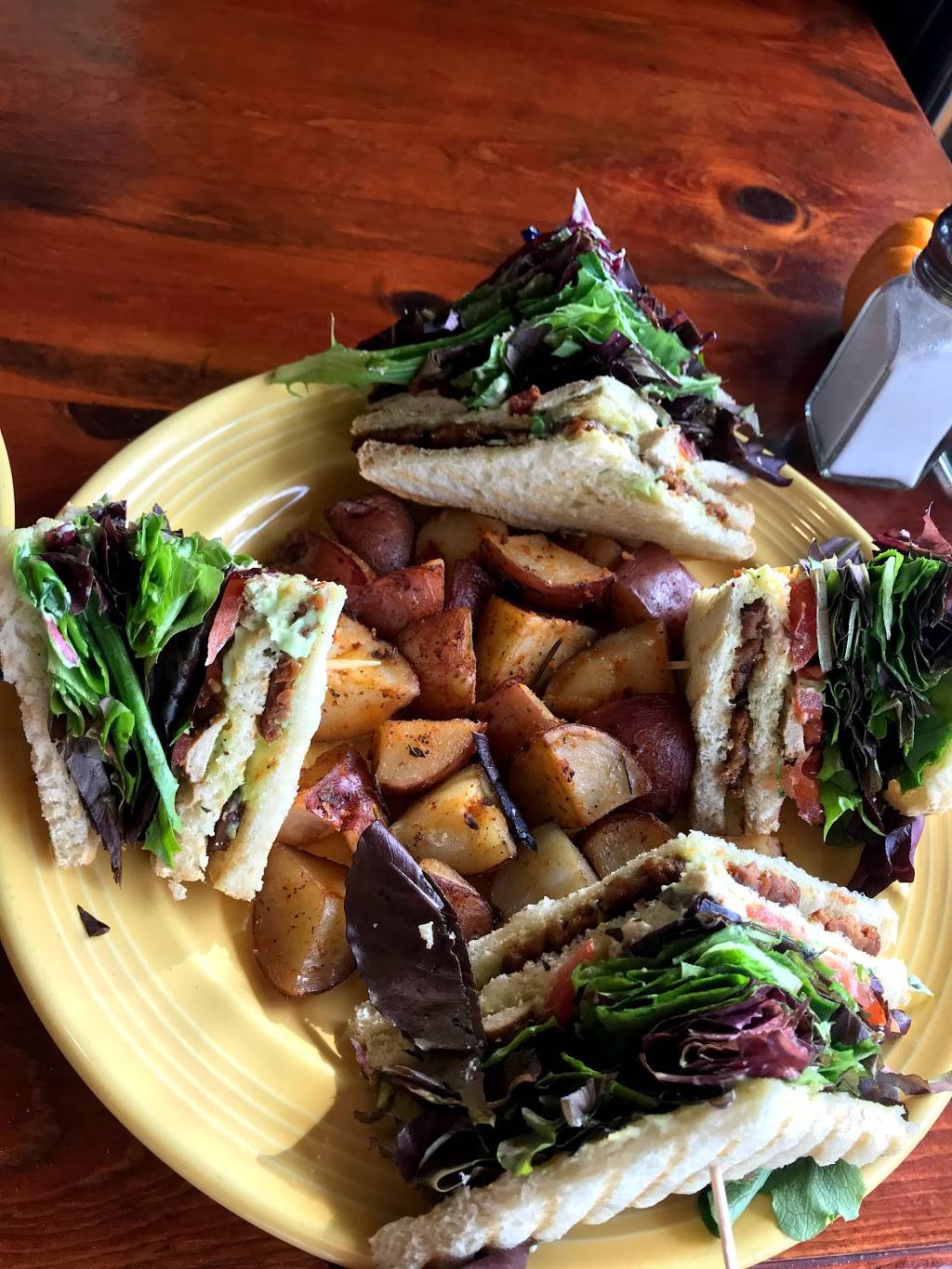 The Grain Café | restaurant | 4403 E 4th St, Long Beach, CA 90814, USA | 5623862922 OR +1 562-386-2922