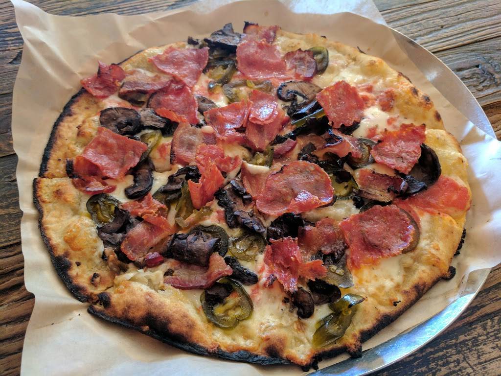 Pizza Snob | restaurant | 3051 S University Dr, Fort Worth, TX 76109, USA | 8174627662 OR +1 817-462-7662