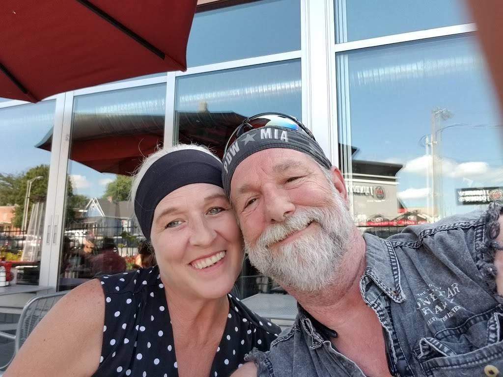 Long John Silvers | restaurant | 3615 S Emerson Ave, Beech Grove, IN 46107, USA | 3177867750 OR +1 317-786-7750