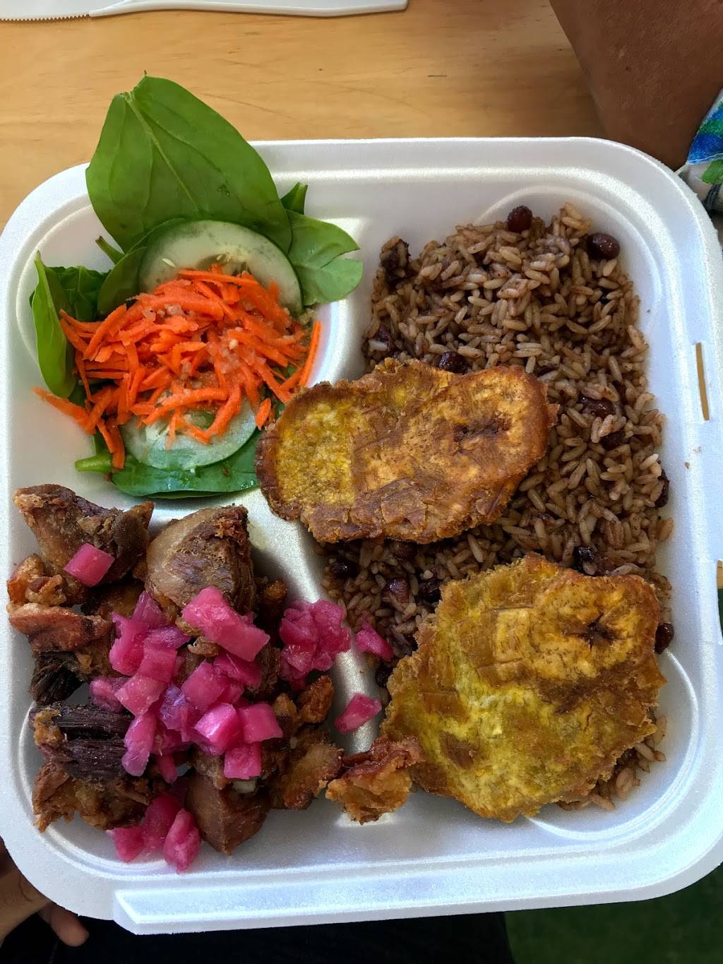 Mangoes Caribbean Bistro | restaurant | 11030 SW 184th St, Miami, FL 33157, USA | 3052329250 OR +1 305-232-9250