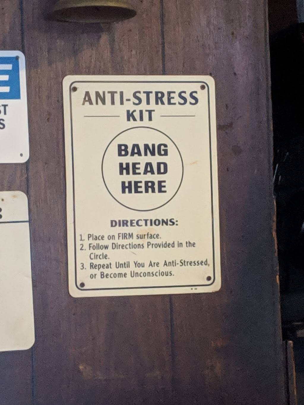 The Den | restaurant | 11437 Hawthorne Blvd, Hawthorne, CA 90250, USA | 3106441416 OR +1 310-644-1416