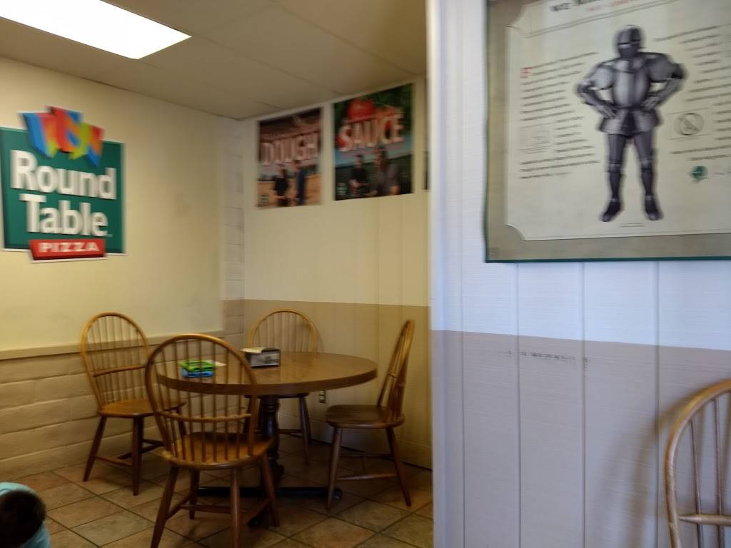 Round Table Pizza | meal delivery | 555 W Country Club Ln J, Escondido, CA 92026, USA | 7604890955 OR +1 760-489-0955