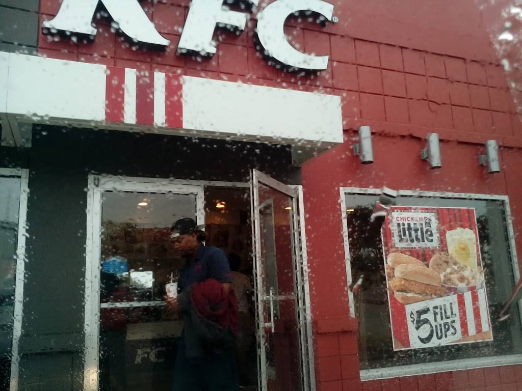 KFC | restaurant | 6730 Bridge St, Fort Worth, TX 76112, USA | 8174570635 OR +1 817-457-0635