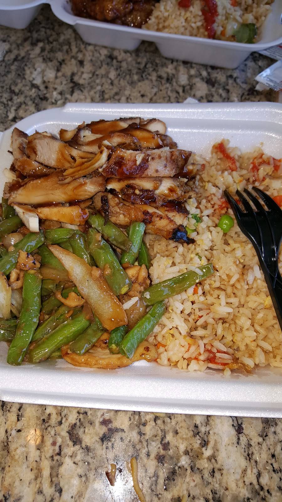 Panda Express | meal takeaway | 39450 10th St W c, Palmdale, CA 93551, USA | 6612737118 OR +1 661-273-7118