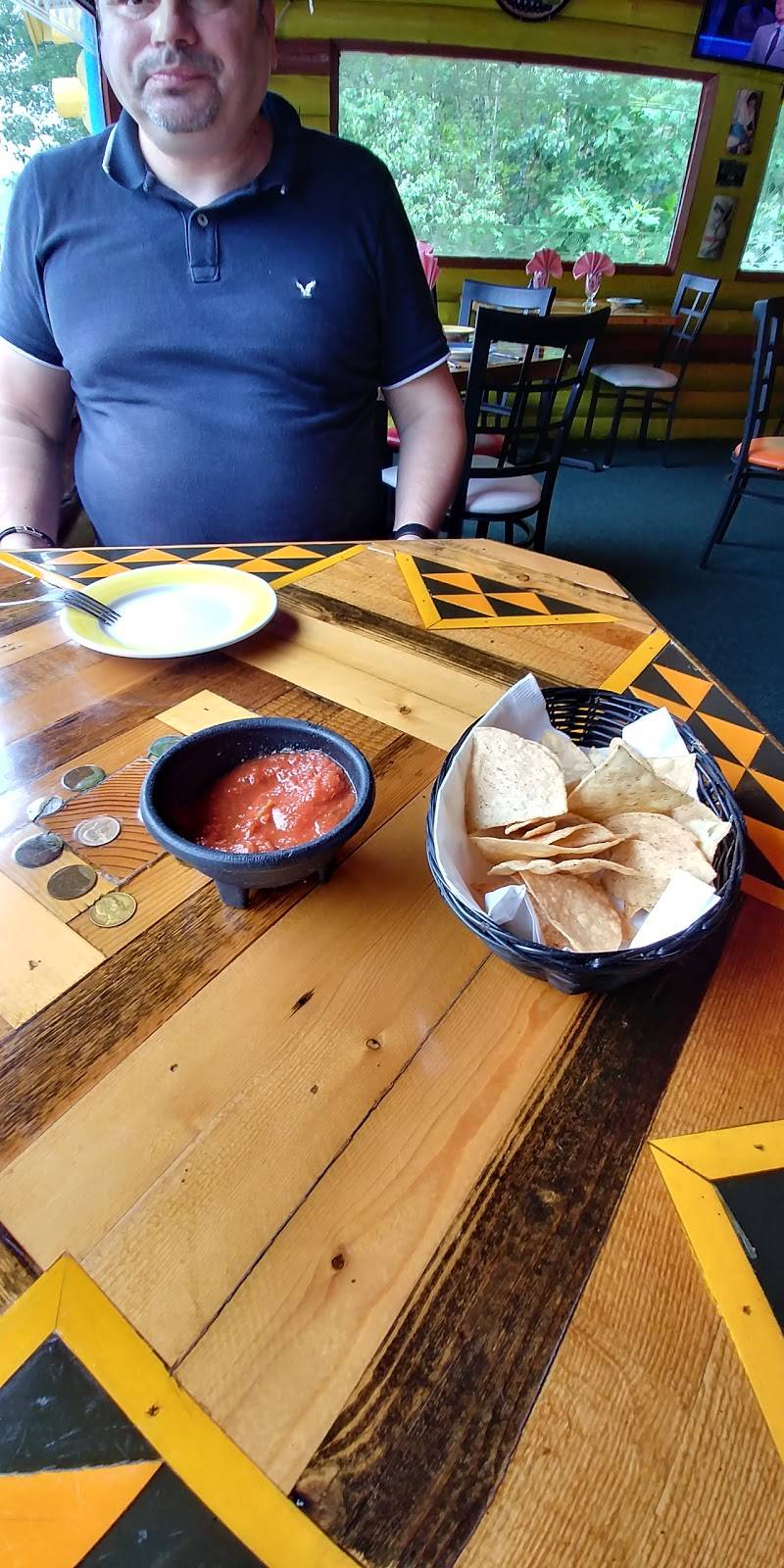 El Mariachi | restaurant | 1094 Whittier Hwy, Moultonborough, NH 03254, USA | 6034768322 OR +1 603-476-8322