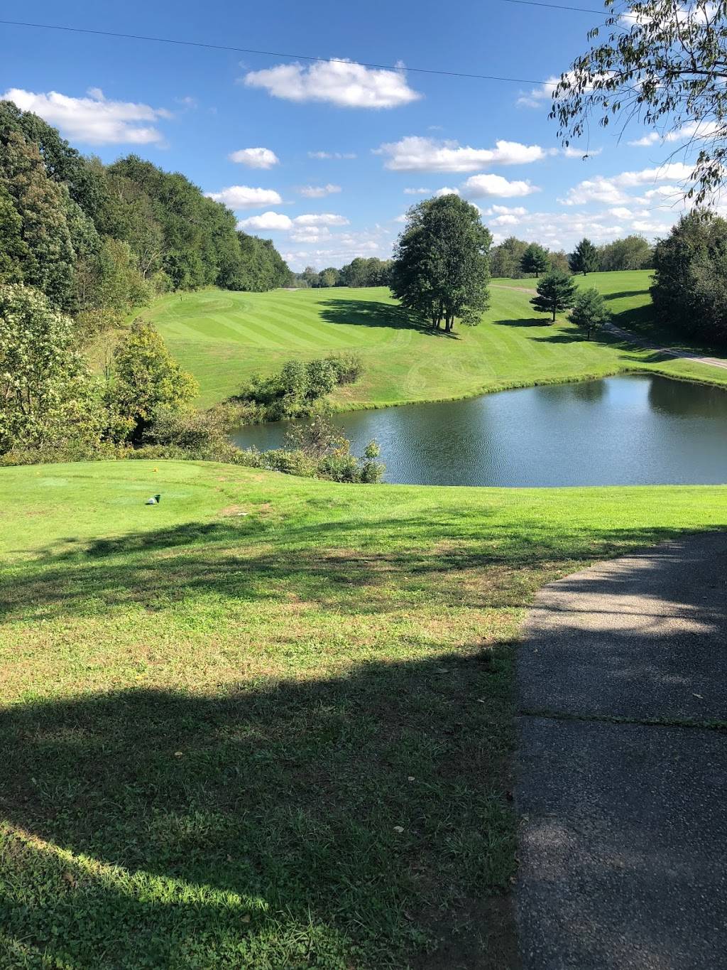 Lenape Heights Golf Resort | restaurant | 950 Golf Course Rd, Ford City, PA 16226, USA | 7247632201 OR +1 724-763-2201