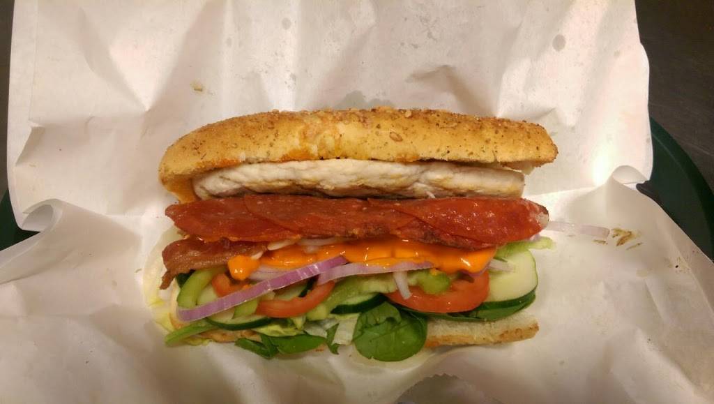 Subway Restaurants | restaurant | 9660 Audelia Road Suite 212-A Lake Ridge, Village Shop. Ctr, Dallas, TX 75238, USA | 2145031619 OR +1 214-503-1619