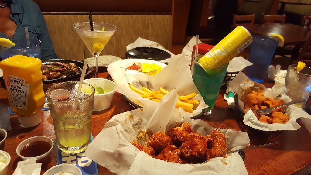 Mojos Wings Burgers Beer | restaurant | 1853 E Memorial Blvd, Lakeland, FL 33801, USA | 8635839119 OR +1 863-583-9119