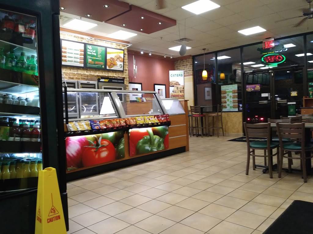 Subway Restaurants | restaurant | 7102-C Hull Street Rd, Richmond, VA 23235, USA | 8042768971 OR +1 804-276-8971
