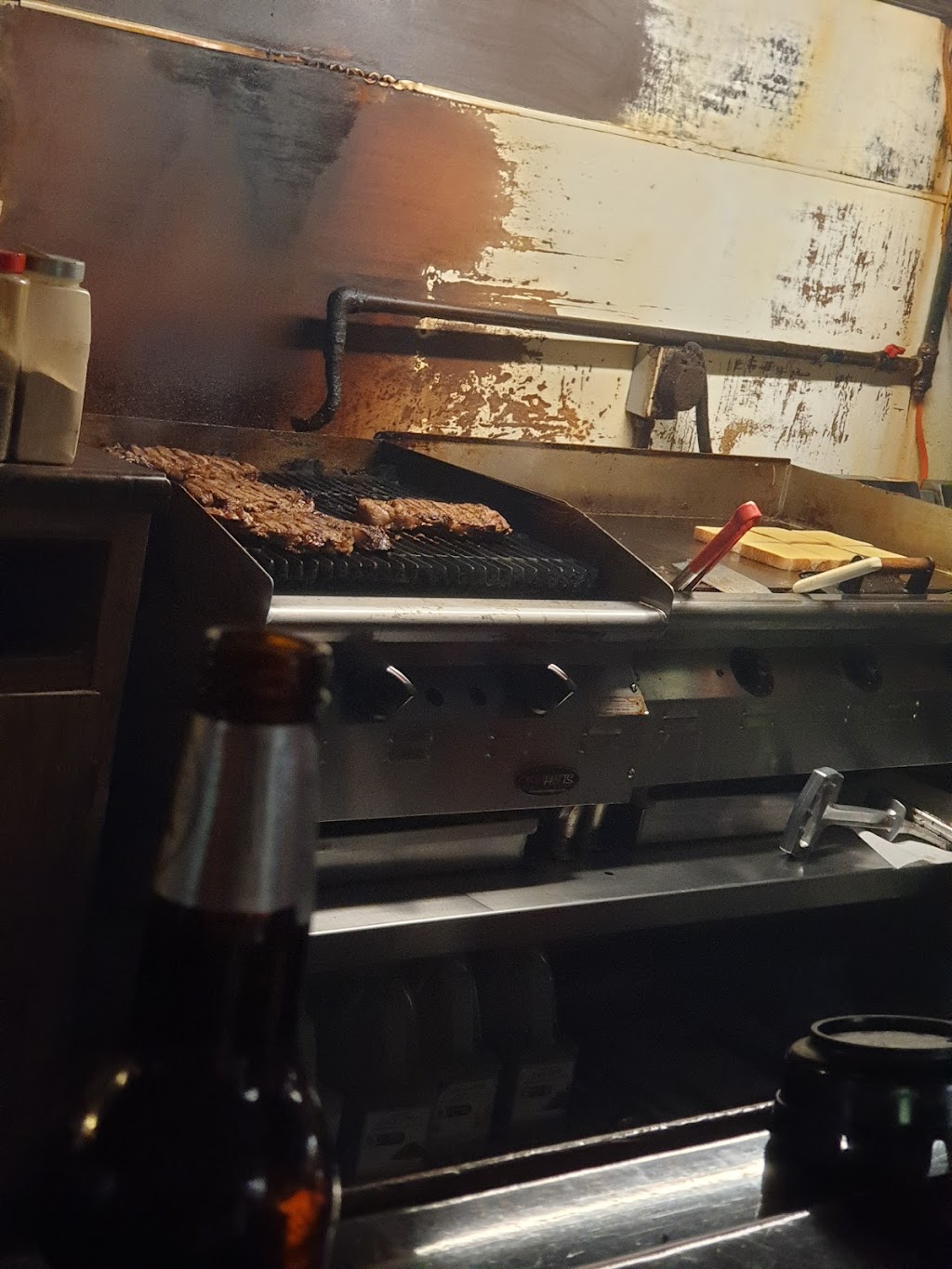 Charlies Bar & Grill | restaurant | 518 N Main St, Gage, OK 73843, USA | 5809237717 OR +1 580-923-7717