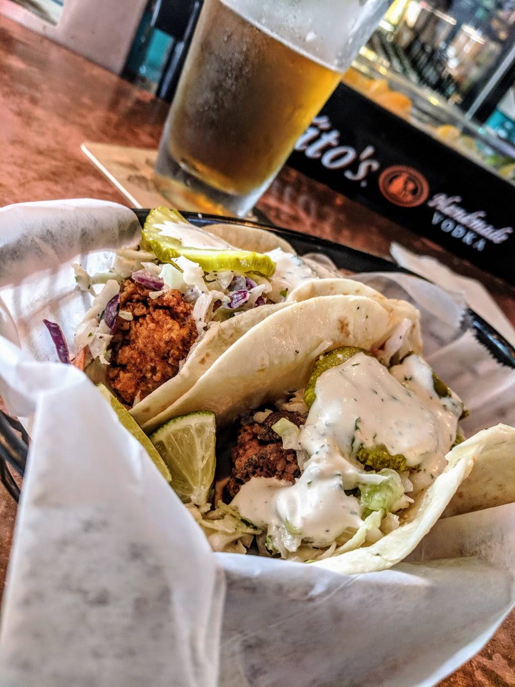 Local Cantina | restaurant | 3975 Main St, Hilliard, OH 43026, USA | 6143634931 OR +1 614-363-4931