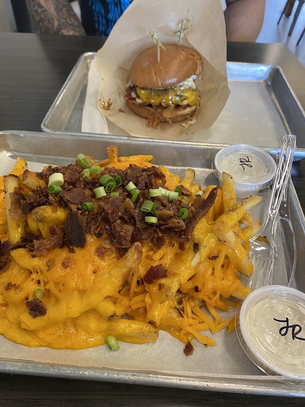 Vertigo Burgers and Fries | restaurant | 1395 E Lafayette St, Tallahassee, FL 32301, USA | 8508782020 OR +1 850-878-2020
