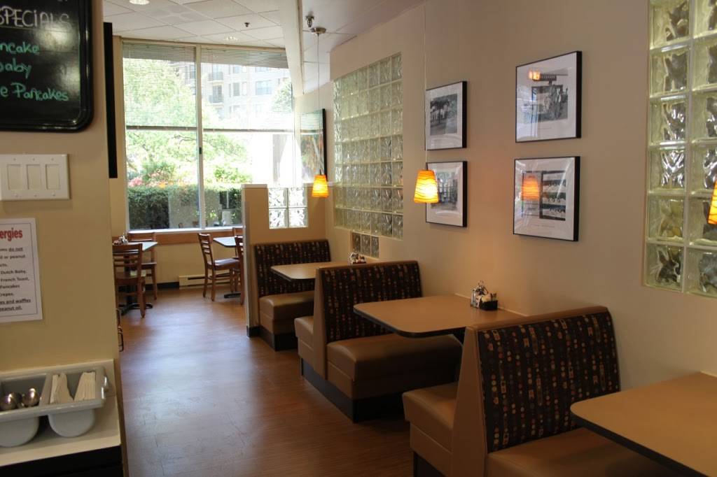 The Original Pancake House | bakery | 7700 Wisconsin Ave, Bethesda, MD 20814, USA | 3019860285 OR +1 301-986-0285