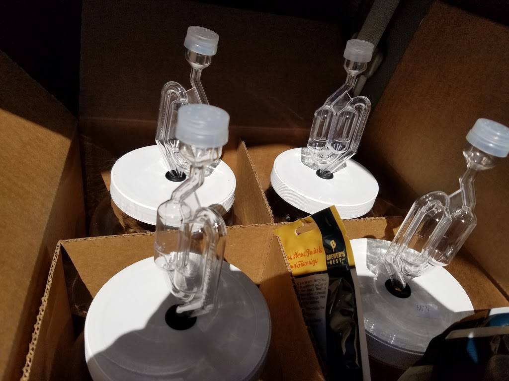 Grape & Grains/ Shoeless Brewing Co. | restaurant | 104 Mauldin Rd Ste. A, Greenville, SC 29605, USA | 8642365676 OR +1 864-236-5676