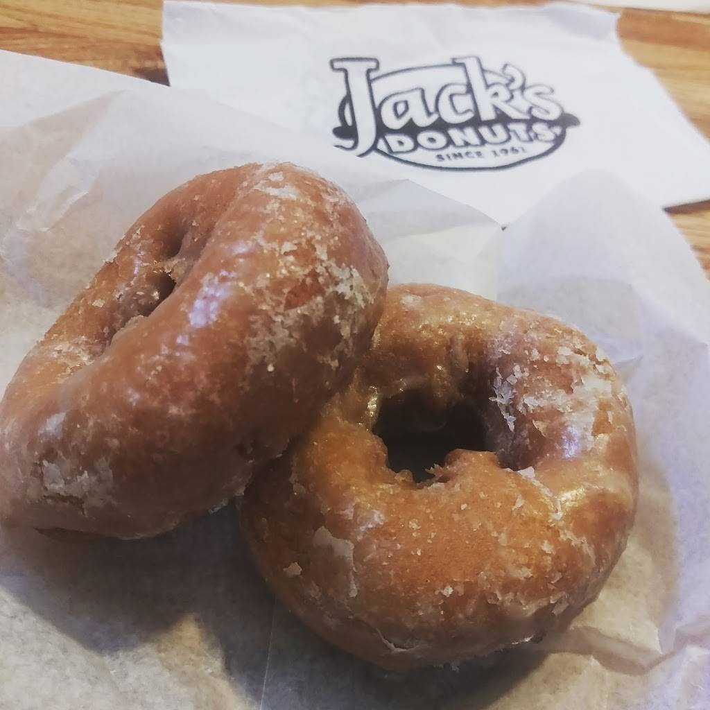 Jacks Donut Shoppe | restaurant | 2410 S 14th St, New Castle, IN 47362, USA | 7655292956 OR +1 765-529-2956